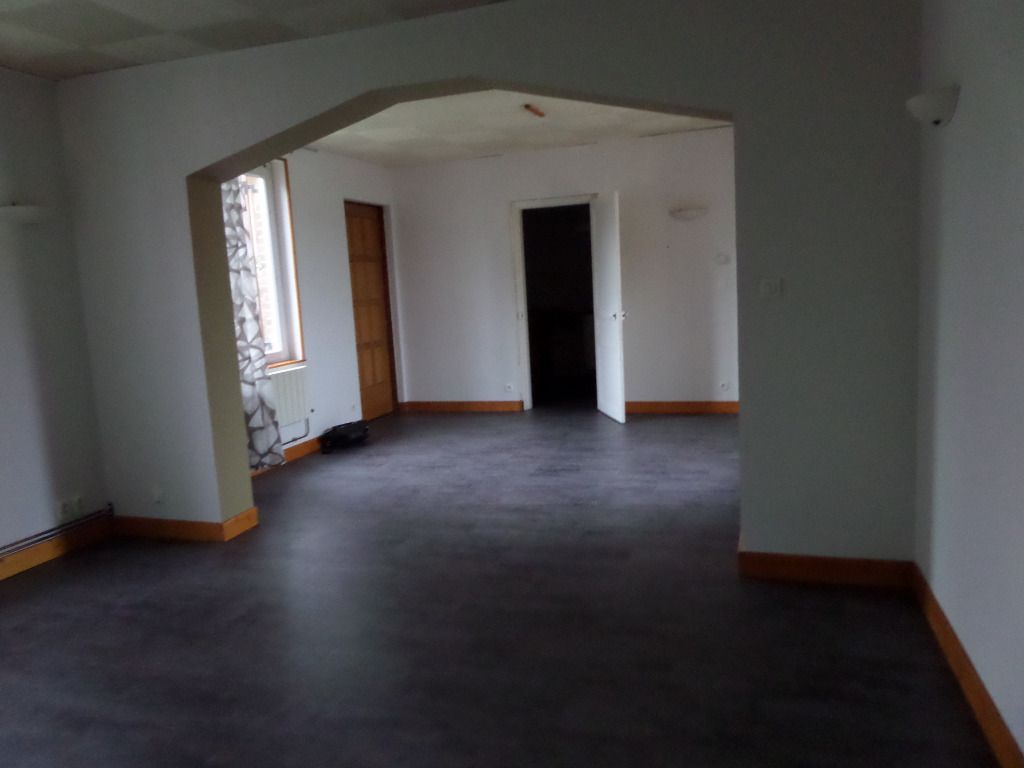 A vendre Maison à
LERY
(27690) A vendre Maison à
LERY
(27690)