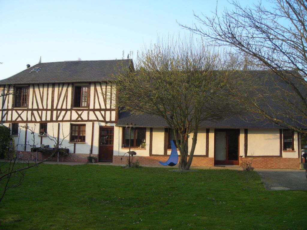A vendre Maison à
SAINT OUEN DE THOUBERVILLE
(27310) A vendre Maison à
SAINT OUEN DE THOUBERVILLE
(27310)