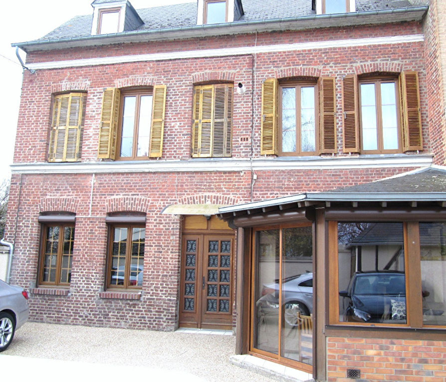 A vendre Maison à
CAUDEBEC LES ELBEUF
(76320) A vendre Maison à
CAUDEBEC LES ELBEUF
(76320)