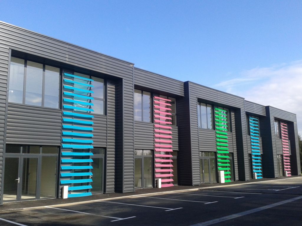 A vendre Local Professionnel à
VAL DE REUIL
(27100) A vendre Local Professionnel à
VAL DE REUIL
(27100)
