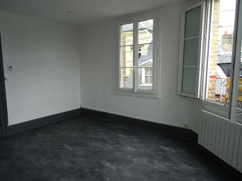 A vendre Appartement à
CAUDEBEC LES ELBEUF
(76320) A vendre Appartement à
CAUDEBEC LES ELBEUF
(76320)