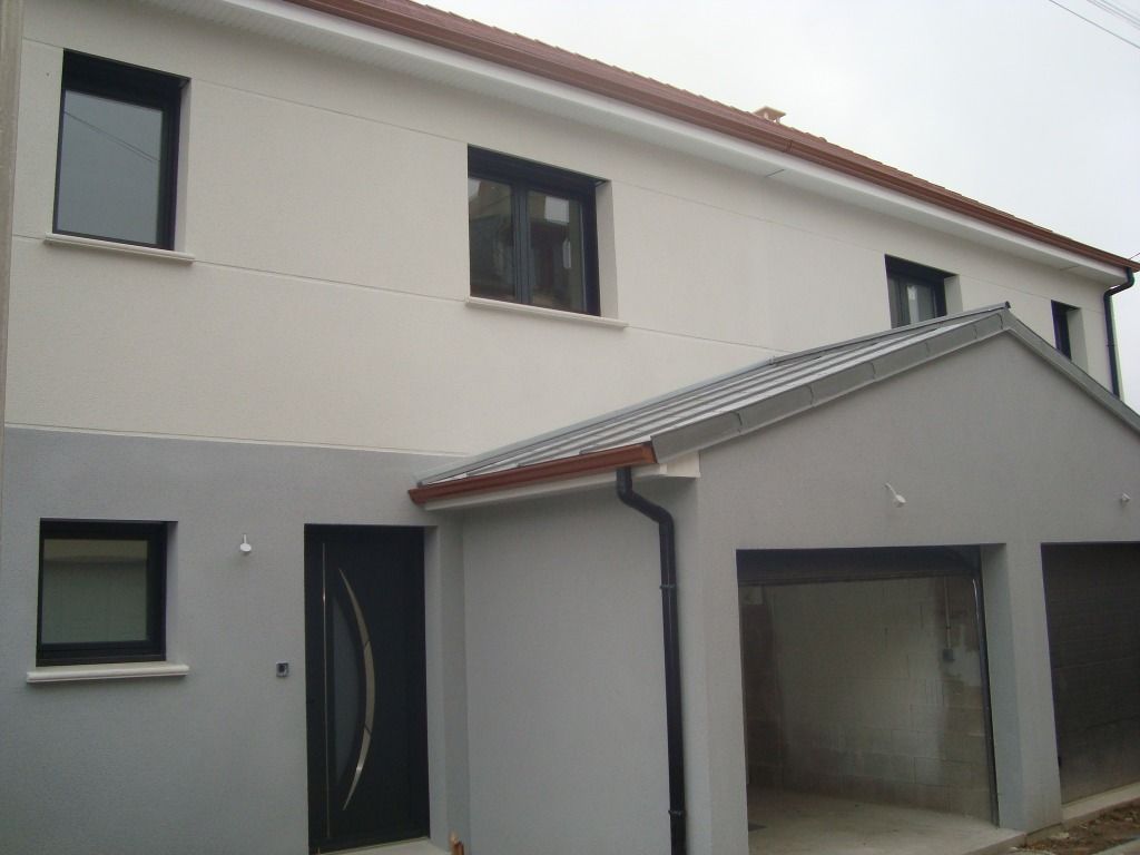A vendre Maison à
CAUDEBEC LES ELBEUF
(76320) A vendre Maison à
CAUDEBEC LES ELBEUF
(76320)