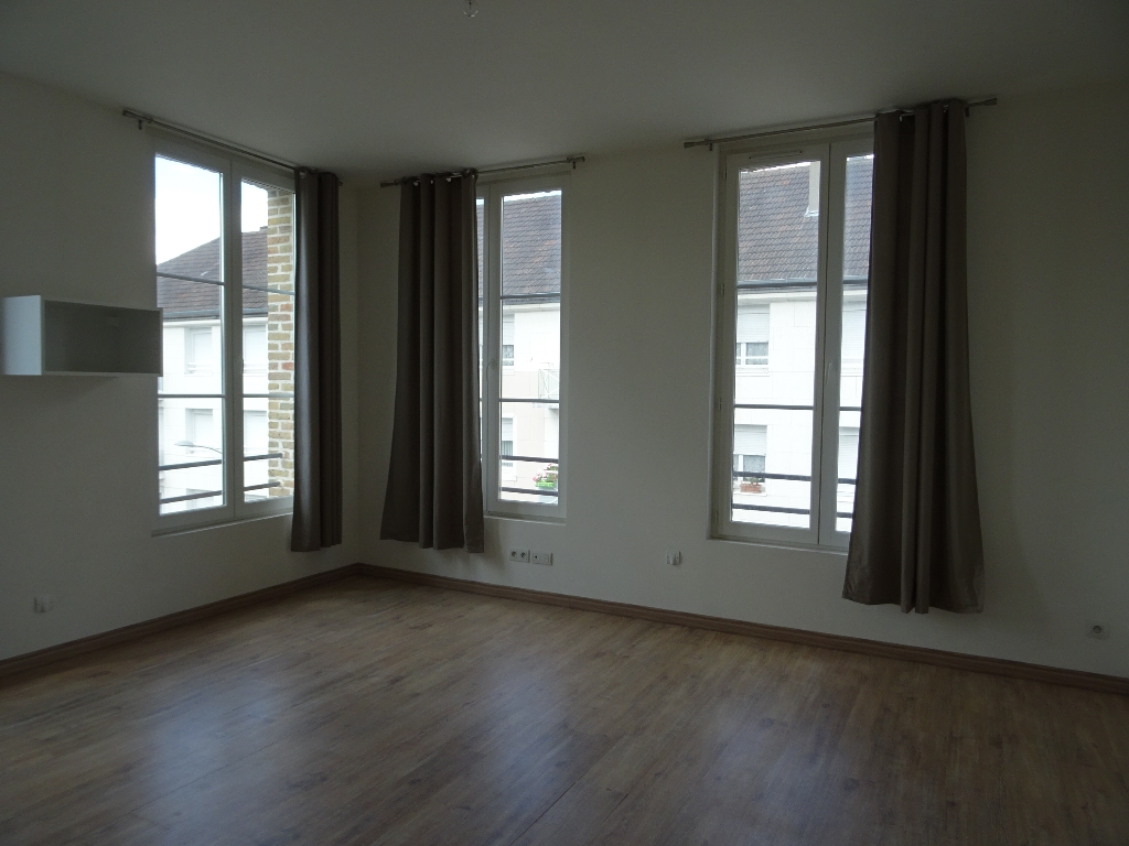 A vendre Appartement à
ELBEUF
(76500) A vendre Appartement à
ELBEUF
(76500)