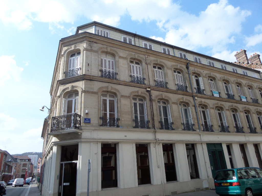 A vendre Appartement à
ELBEUF
(76500) A vendre Appartement à
ELBEUF
(76500)
