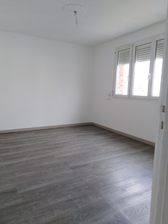 A vendre Appartement à
OISSEL
(76350) A vendre Appartement à
OISSEL
(76350)