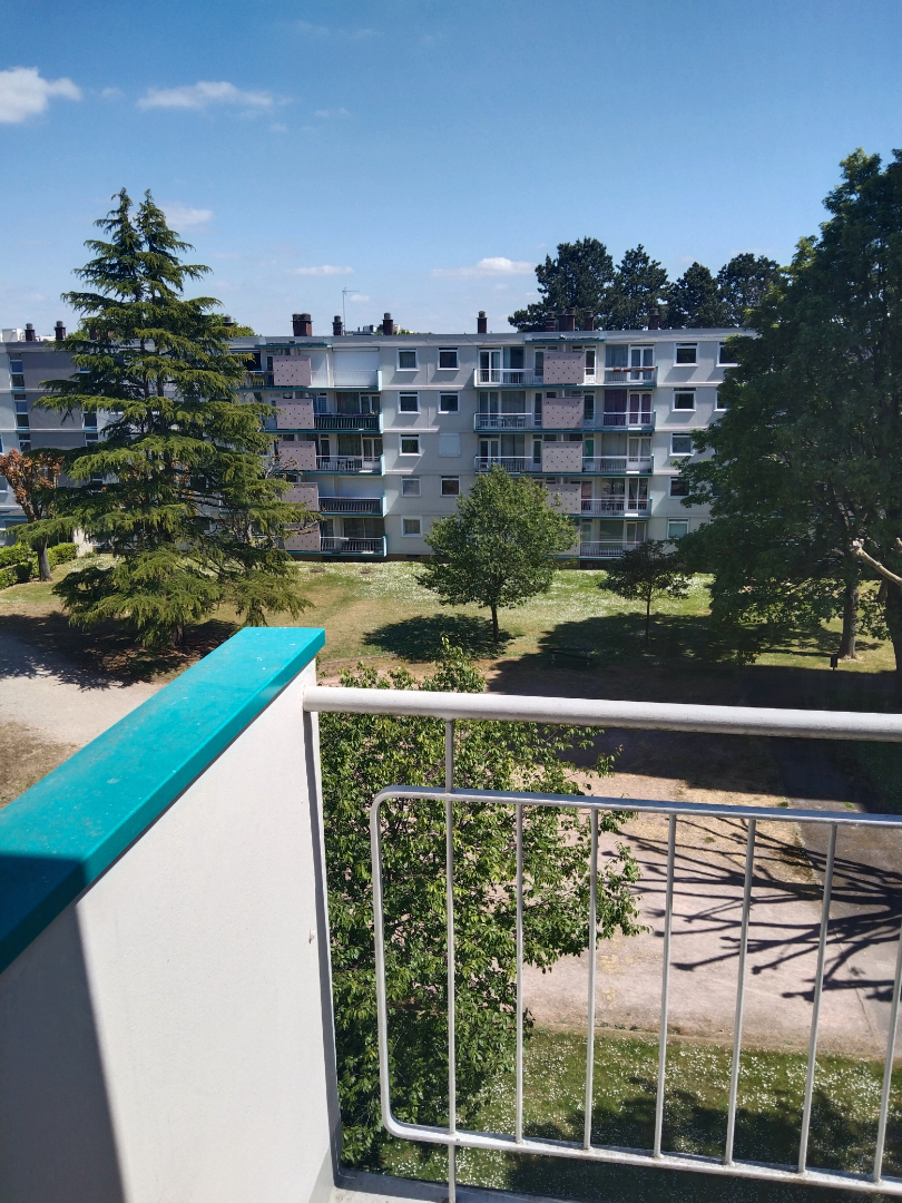A vendre Appartement à
mont saint aignan
(76130) A vendre Appartement à
mont saint aignan
(76130)