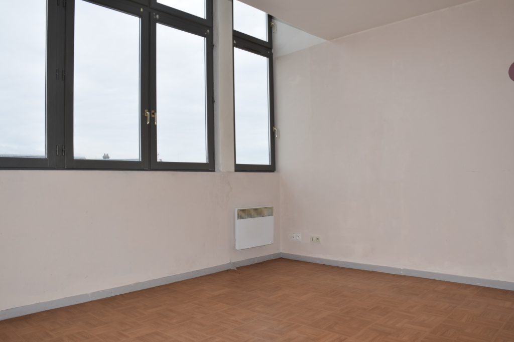 A vendre Appartement à
ELBEUF
(76500) A vendre Appartement à
ELBEUF
(76500)