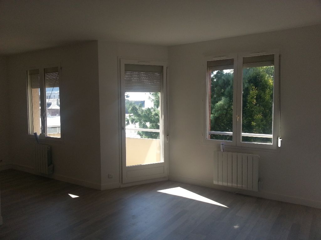 A vendre Appartement à
ELBEUF
(76500) A vendre Appartement à
ELBEUF
(76500)