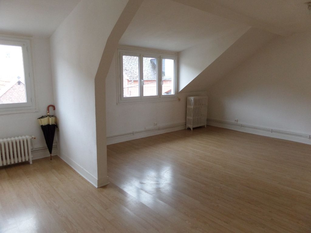 A vendre Appartement à
CAUDEBEC LES ELBEUF
(76320) A vendre Appartement à
CAUDEBEC LES ELBEUF
(76320)