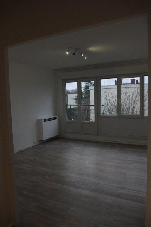 A vendre Appartement à
SAINT AUBIN LES ELBEUF
(76410) A vendre Appartement à
SAINT AUBIN LES ELBEUF
(76410)