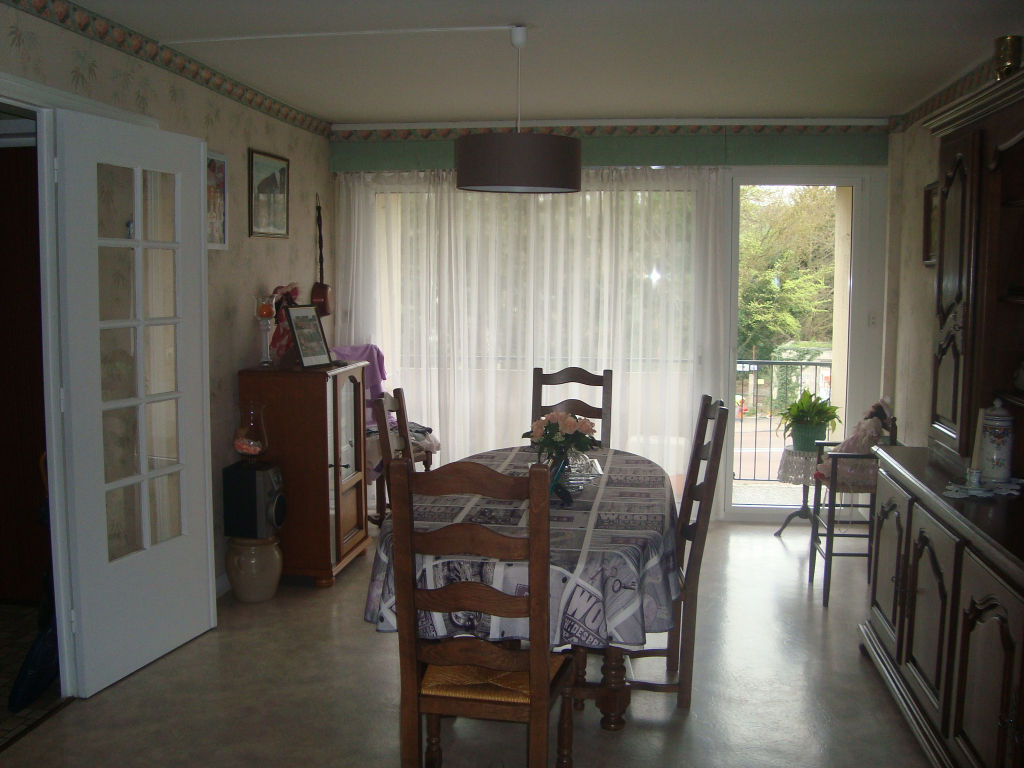 A vendre Appartement à
SAINT AUBIN LES ELBEUF
(76410) A vendre Appartement à
SAINT AUBIN LES ELBEUF
(76410)