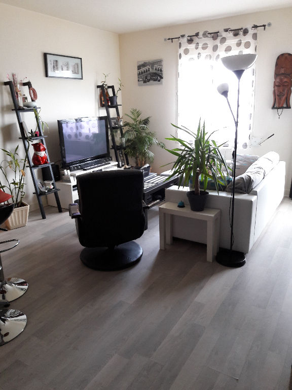 A vendre Appartement à
ELBEUF
(76500) A vendre Appartement à
ELBEUF
(76500)