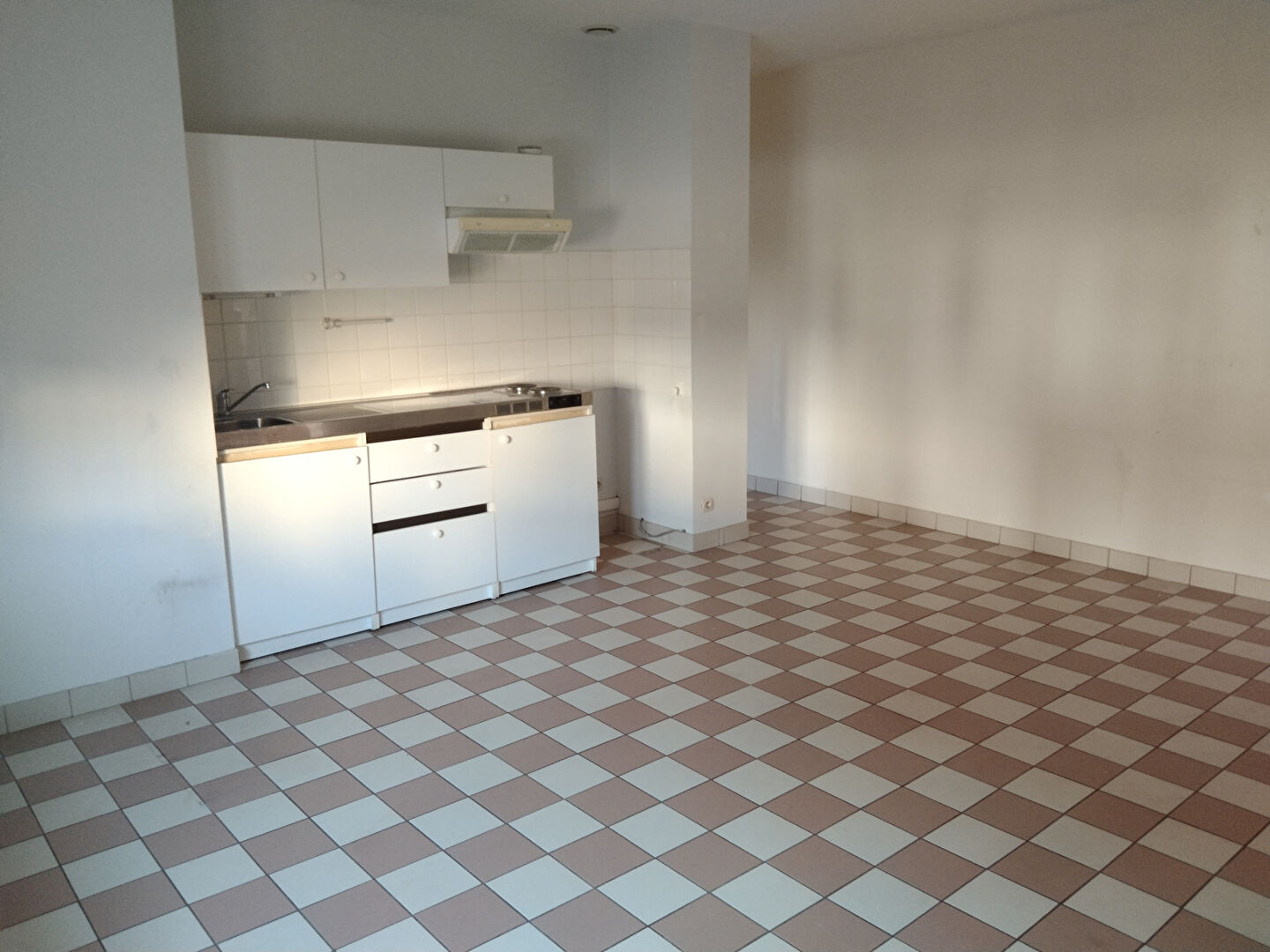 A vendre Appartement à
ROUEN
(76100) A vendre Appartement à
ROUEN
(76100)