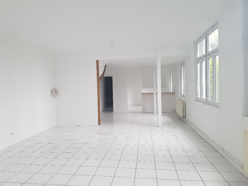 A vendre Appartement à
DARNETAL
(76160) A vendre Appartement à
DARNETAL
(76160)