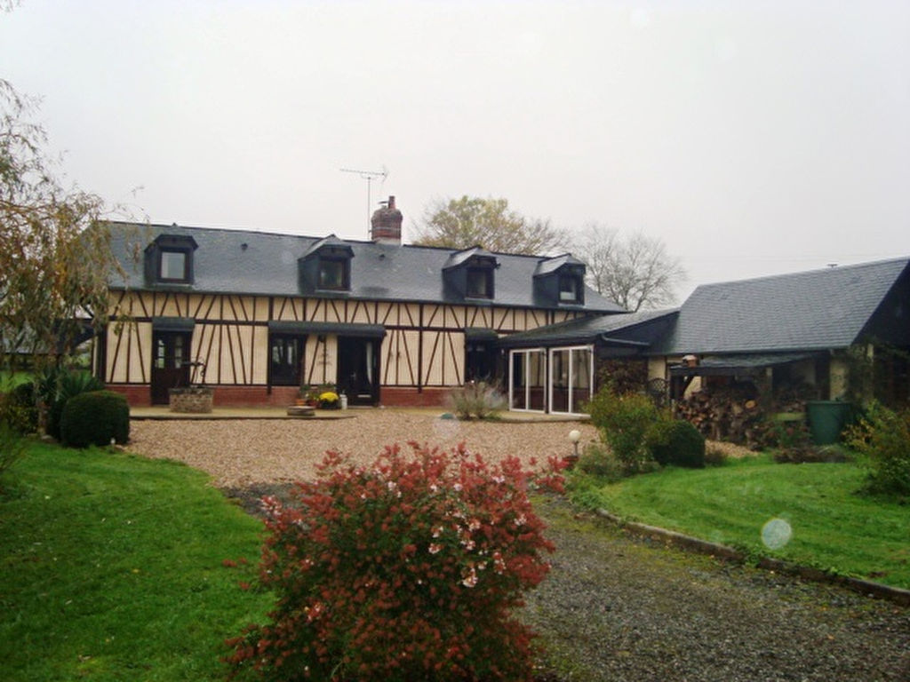 A vendre Maison à
ROUGEMONTIERS
(27350) A vendre Maison à
ROUGEMONTIERS
(27350)
