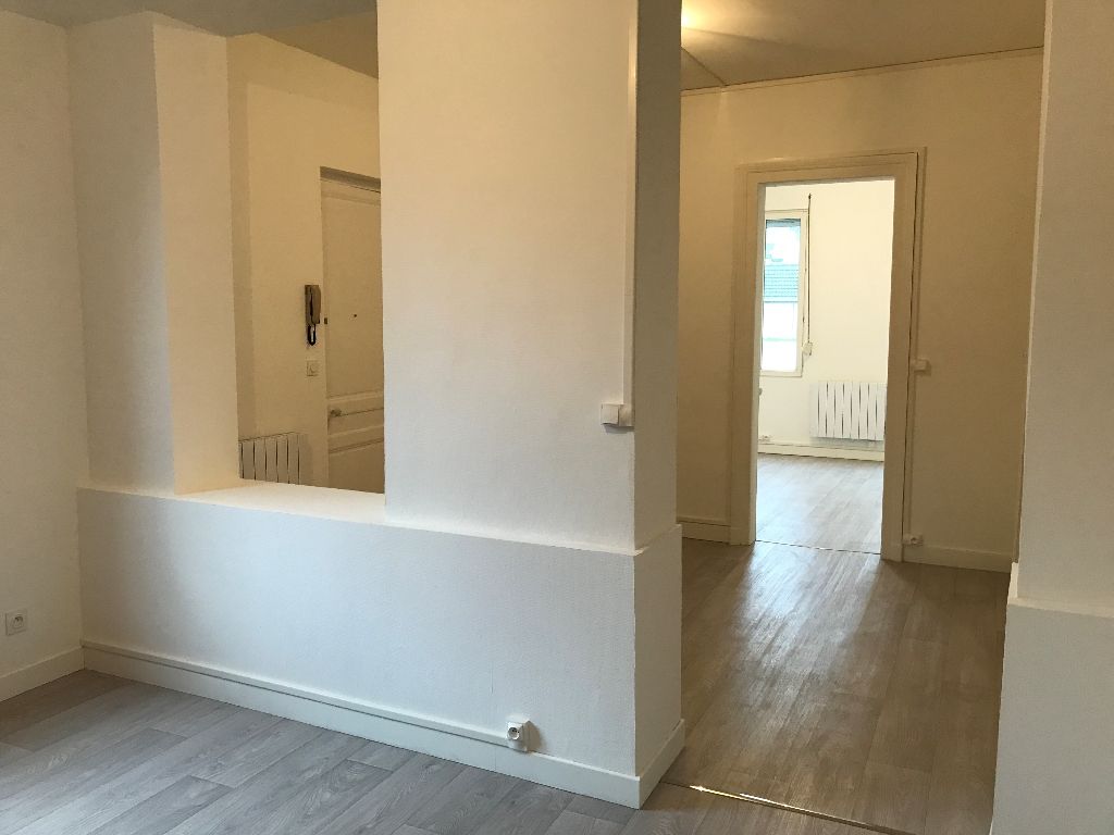 A vendre Appartement à
CAUDEBEC LES ELBEUF
(76320) A vendre Appartement à
CAUDEBEC LES ELBEUF
(76320)