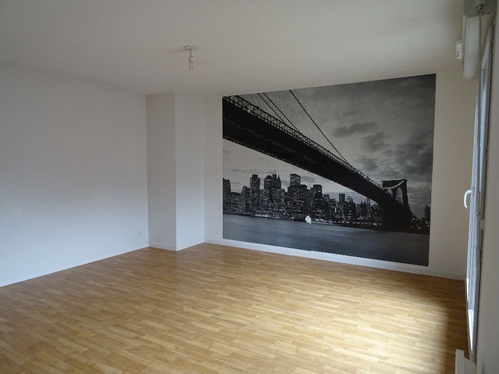 A vendre Appartement à
ELBEUF
(76500) A vendre Appartement à
ELBEUF
(76500)