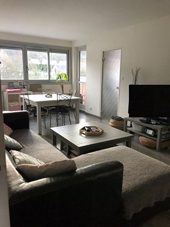 A vendre Appartement à
SAINT PIERRE LES ELBEUF
(76320) A vendre Appartement à
SAINT PIERRE LES ELBEUF
(76320)
