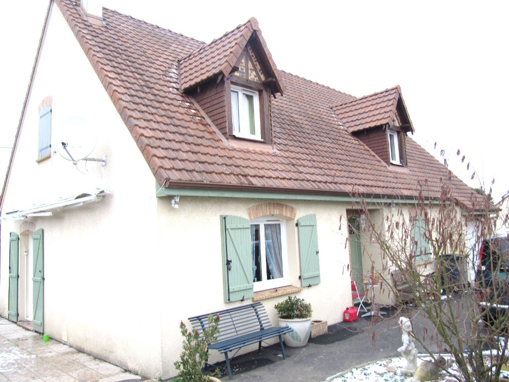A vendre Maison à
SAINT PIERRE LES ELBEUF
(76320) A vendre Maison à
SAINT PIERRE LES ELBEUF
(76320)