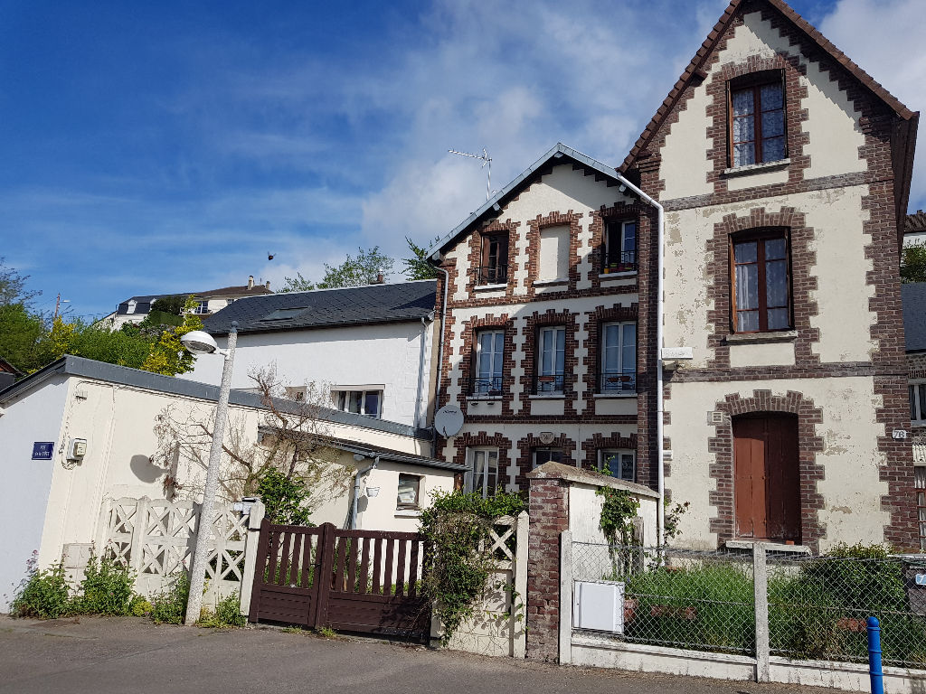 A vendre Immeuble à
SAINT AUBIN LES ELBEUF
(76410) A vendre Immeuble à
SAINT AUBIN LES ELBEUF
(76410)