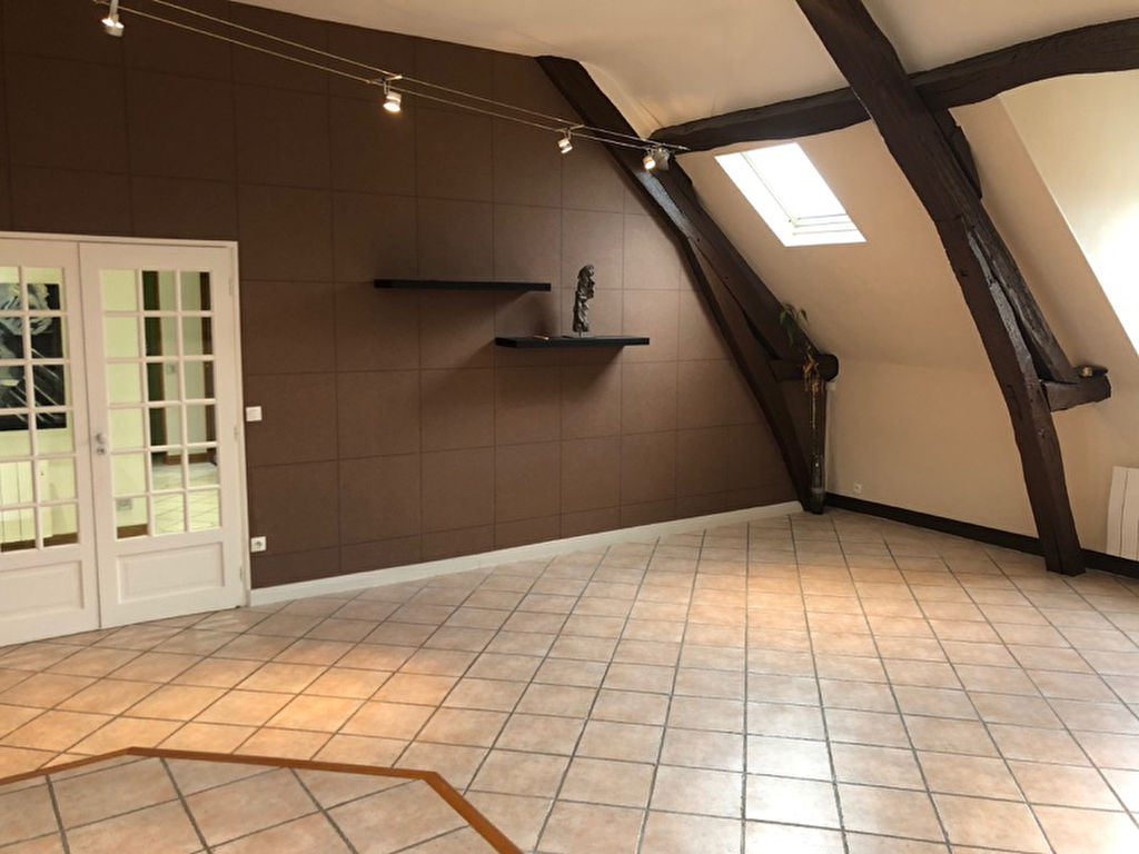 A vendre Appartement à
ELBEUF
(76500) A vendre Appartement à
ELBEUF
(76500)
