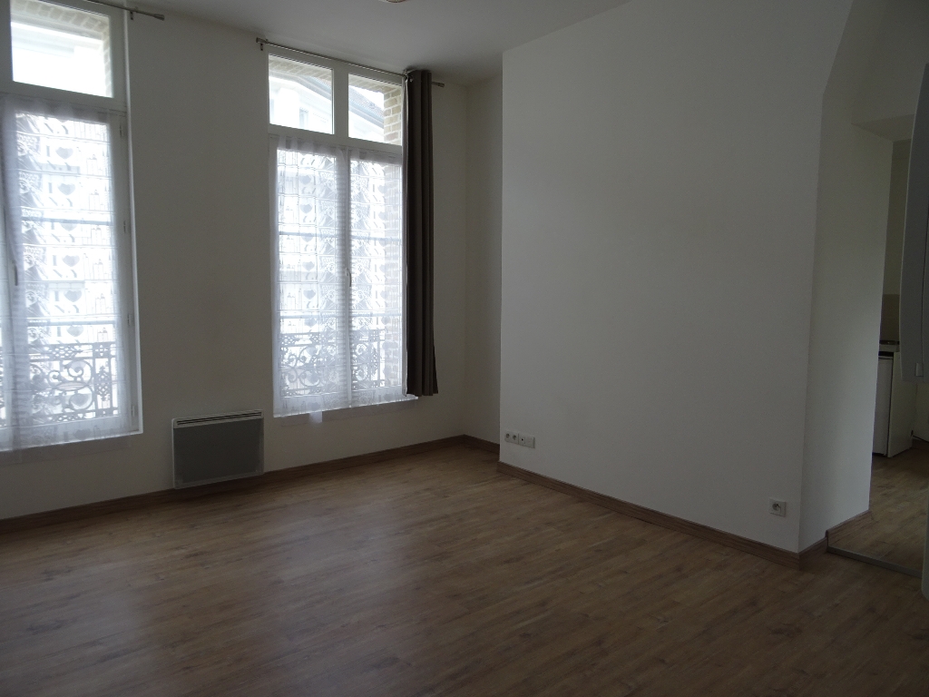A vendre Appartement à
ELBEUF
(76500) A vendre Appartement à
ELBEUF
(76500)