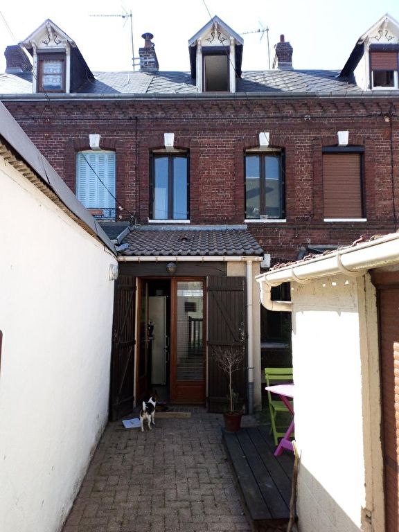 A vendre Maison à
LE PETIT QUEVILLY
(76140) A vendre Maison à
LE PETIT QUEVILLY
(76140)