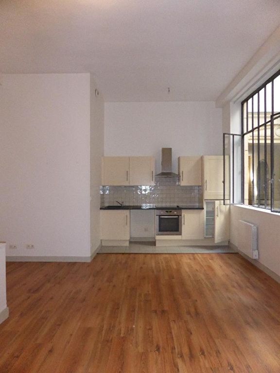 A vendre Appartement à
ROUEN
(76000) A vendre Appartement à
ROUEN
(76000)
