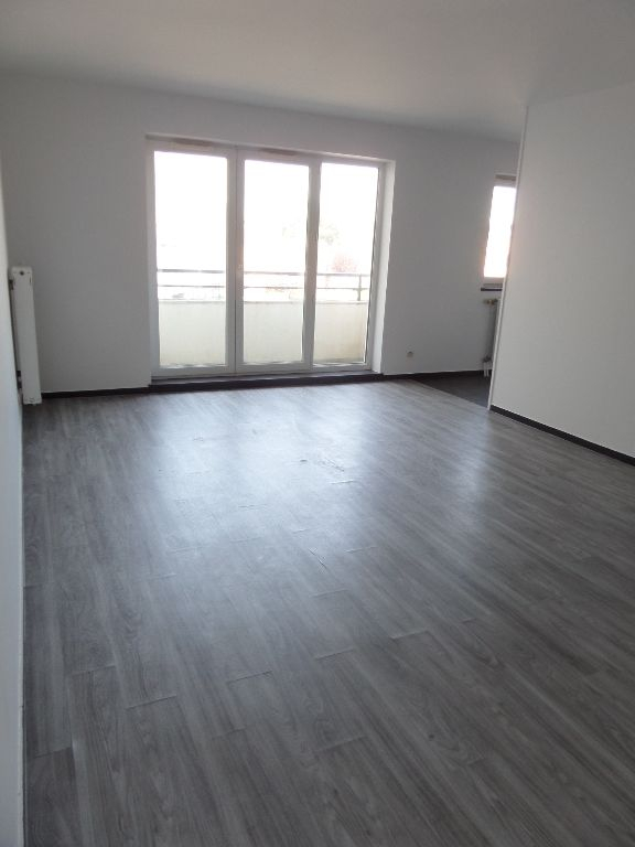 A vendre Appartement à
SOTTEVILLE LES ROUEN
(76300) A vendre Appartement à
SOTTEVILLE LES ROUEN
(76300)