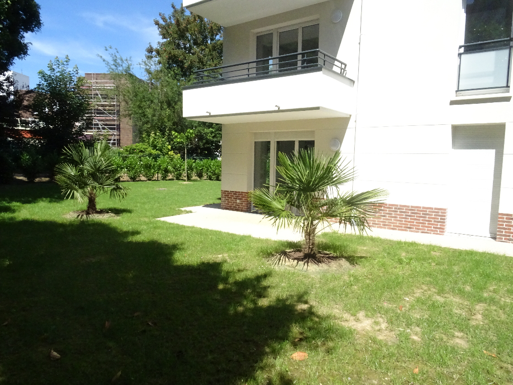A vendre Appartement à
SAINT PIERRE LES ELBEUF
(76320) A vendre Appartement à
SAINT PIERRE LES ELBEUF
(76320)