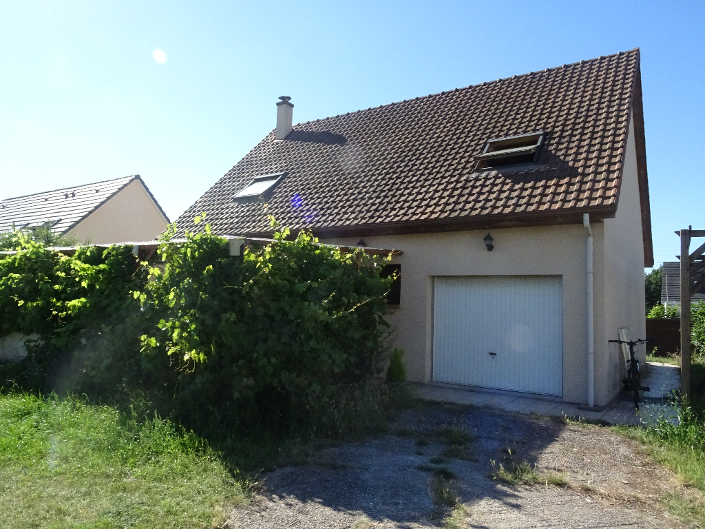 A vendre Maison à
CLEON
(76410) A vendre Maison à
CLEON
(76410)