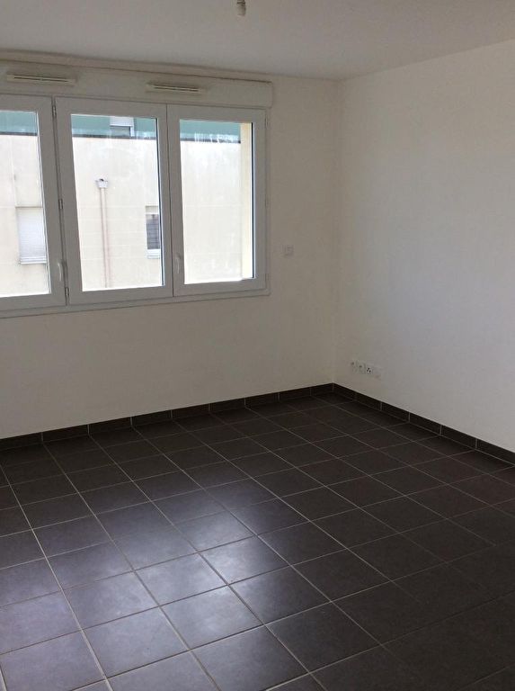 A vendre Appartement à
ROUEN
(76100) A vendre Appartement à
ROUEN
(76100)