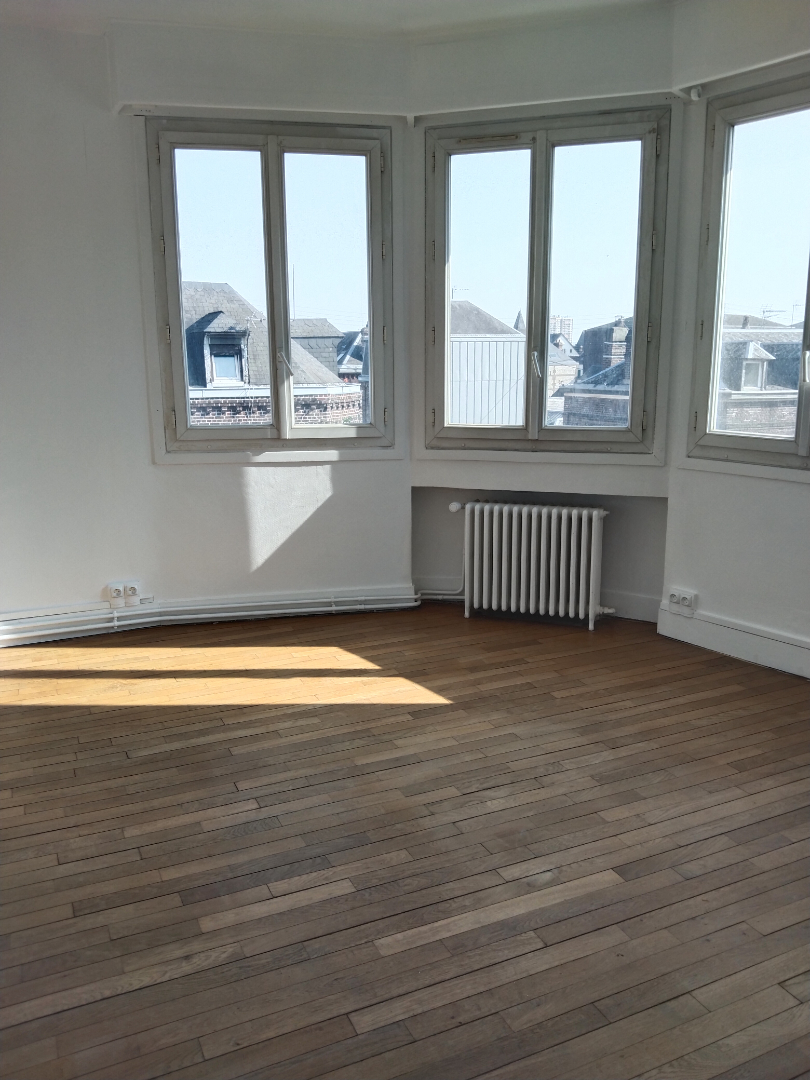 A vendre Appartement à
ROUEN
(76100) A vendre Appartement à
ROUEN
(76100)