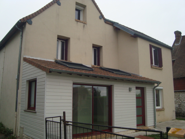 A vendre Maison à
TOURVILLE LA RIVIERE
(76410) A vendre Maison à
TOURVILLE LA RIVIERE
(76410)
