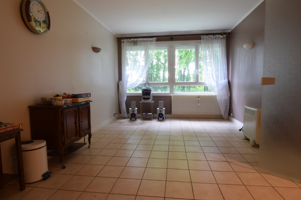 A vendre Appartement à
SAINT AUBIN LES ELBEUF
(76410) A vendre Appartement à
SAINT AUBIN LES ELBEUF
(76410)