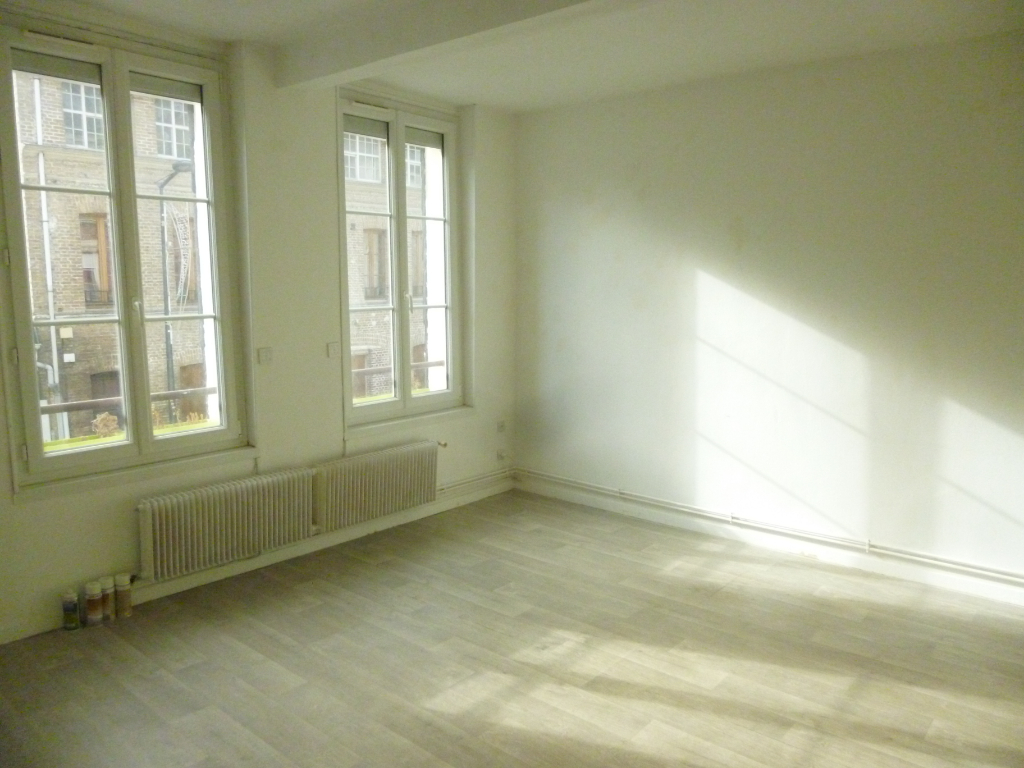 A vendre Appartement à
ELBEUF
(76500) A vendre Appartement à
ELBEUF
(76500)