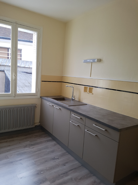 A vendre Maison à
ELBEUF
(76500) A vendre Maison à
ELBEUF
(76500)