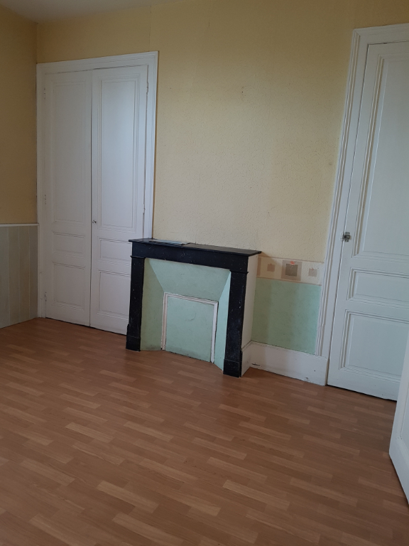 A vendre Appartement à
CAUDEBEC LES ELBEUF
(76320) A vendre Appartement à
CAUDEBEC LES ELBEUF
(76320)