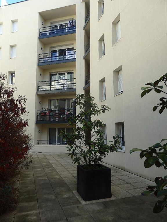 A vendre Appartement à
ROUEN
(76100) A vendre Appartement à
ROUEN
(76100)