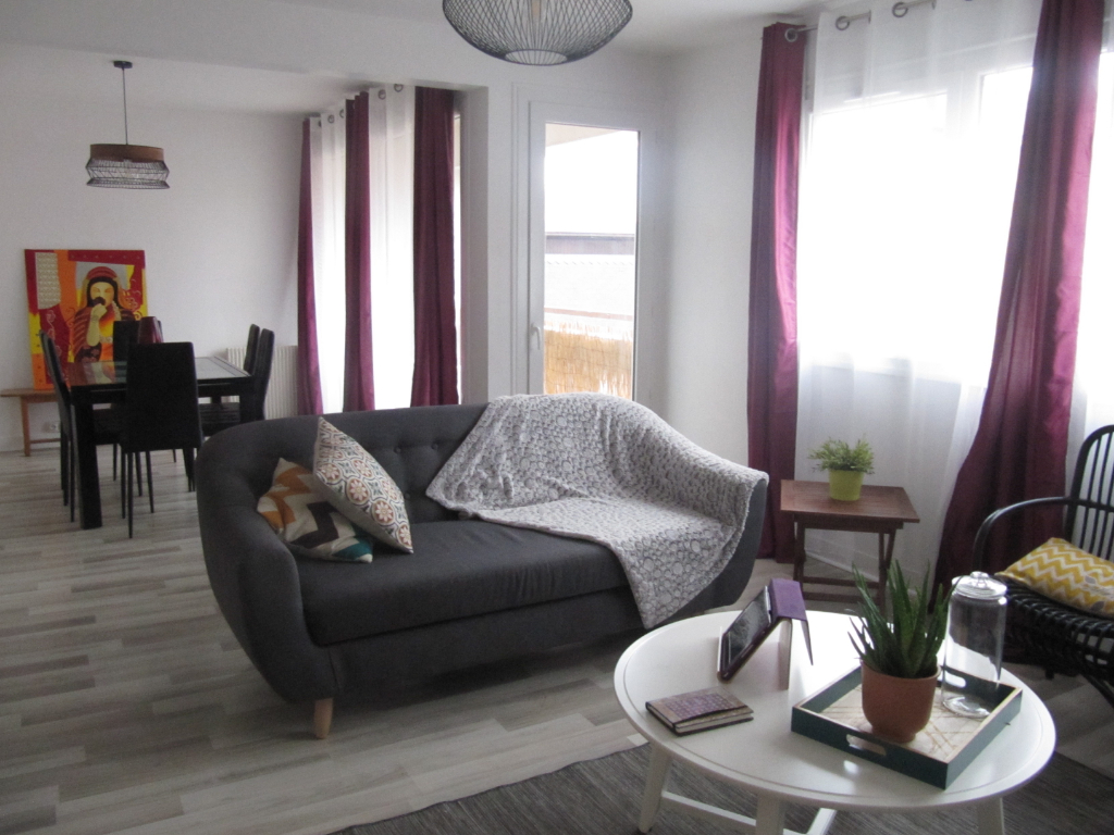 A vendre Appartement à
ELBEUF
(76500) A vendre Appartement à
ELBEUF
(76500)