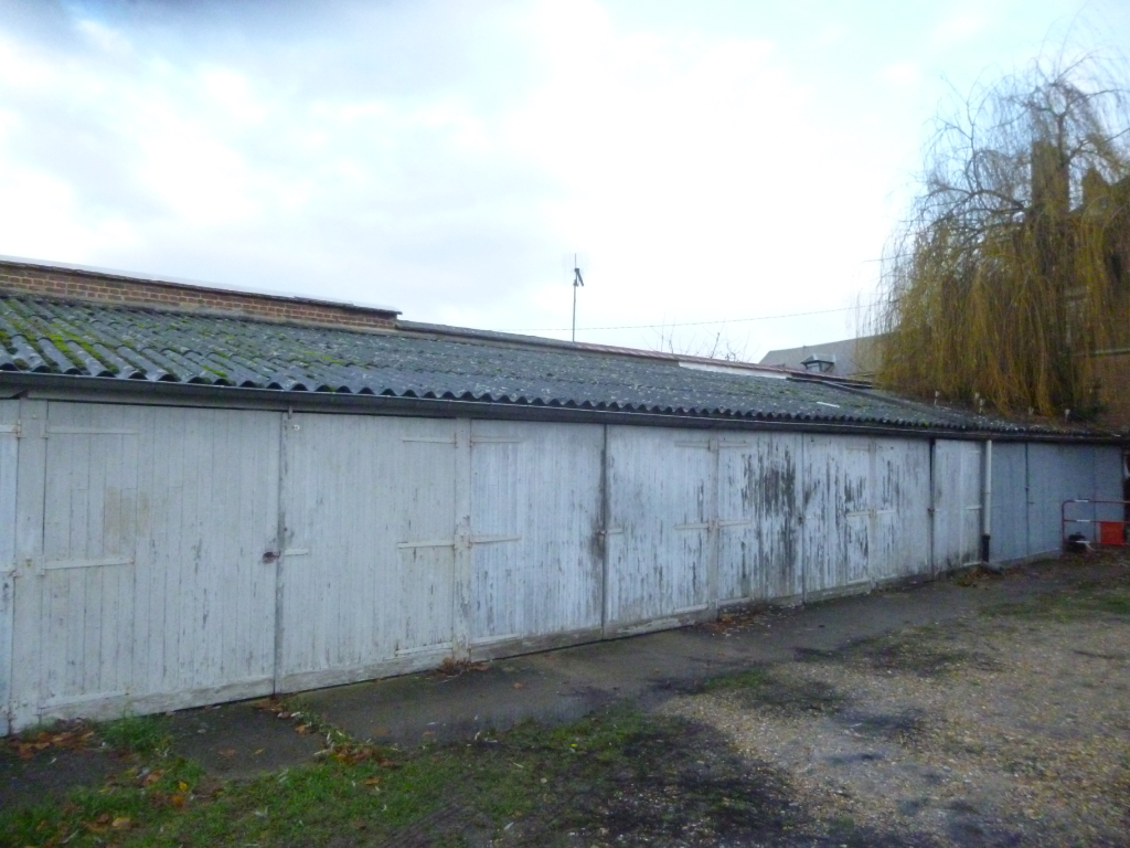 A vendre Parking à
CAUDEBEC LES ELBEUF
(76320) A vendre Parking à
CAUDEBEC LES ELBEUF
(76320)