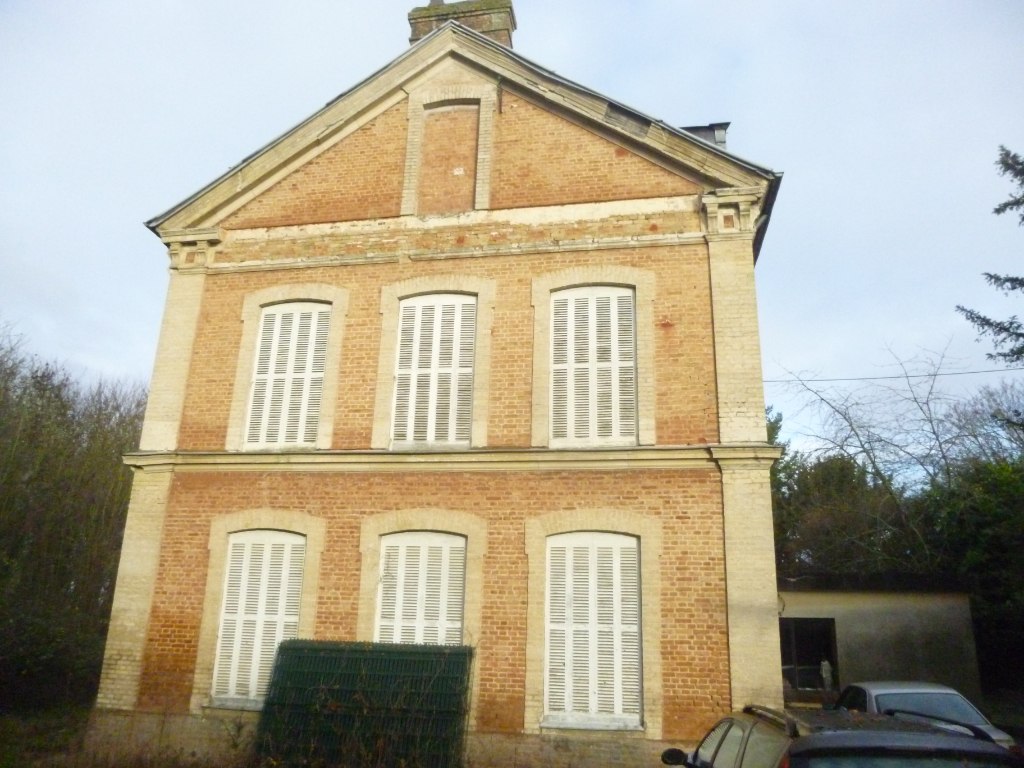 A vendre Maison à
SAINT PIERRE LES ELBEUF
(76320) A vendre Maison à
SAINT PIERRE LES ELBEUF
(76320)