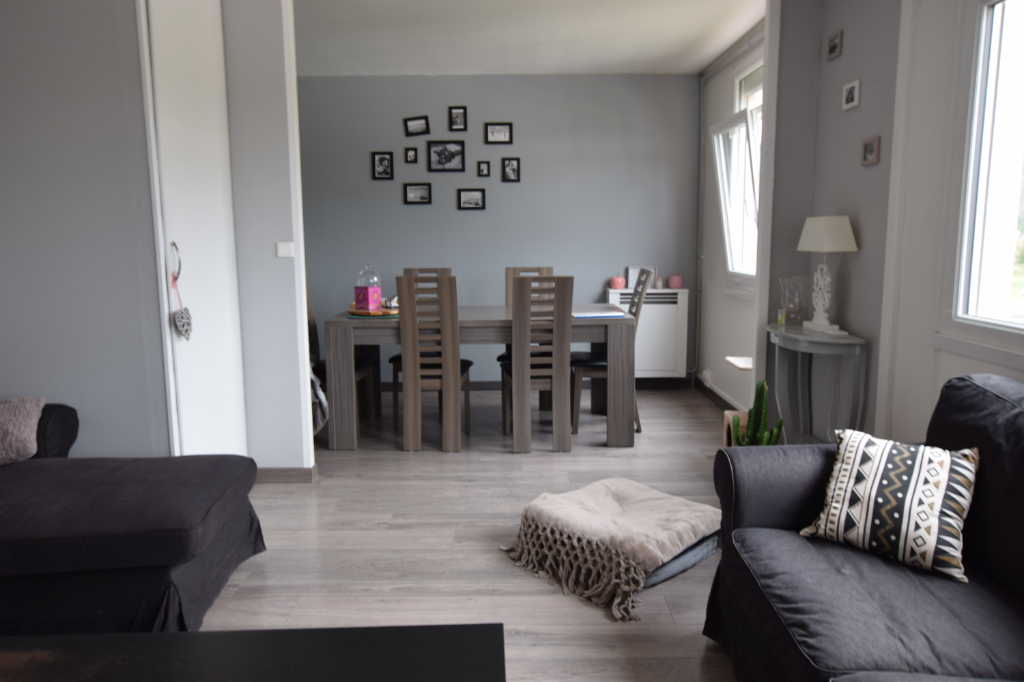 A vendre Appartement à
SAINT AUBIN LES ELBEUF
(76410) A vendre Appartement à
SAINT AUBIN LES ELBEUF
(76410)