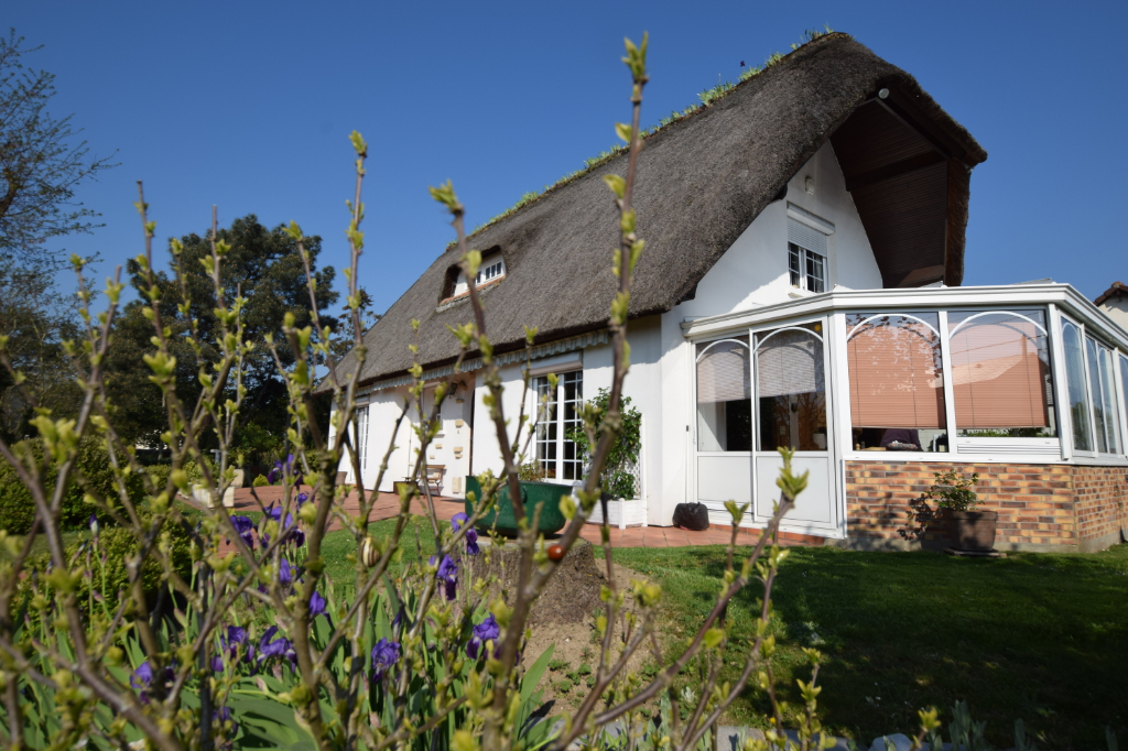 A vendre Maison à
SAINT AUBIN LES ELBEUF
(76410) A vendre Maison à
SAINT AUBIN LES ELBEUF
(76410)