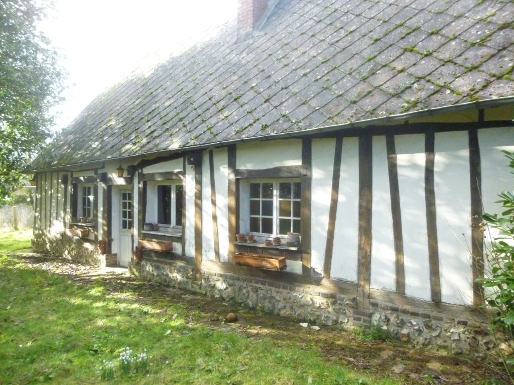 A vendre Maison à
Thuit de l'oison
(27370) A vendre Maison à
Thuit de l'oison
(27370)