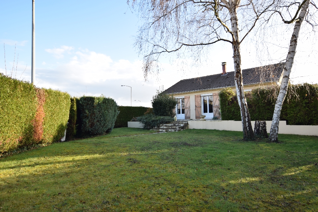 A vendre Maison à
CAUDEBEC LES ELBEUF
(76320) A vendre Maison à
CAUDEBEC LES ELBEUF
(76320)