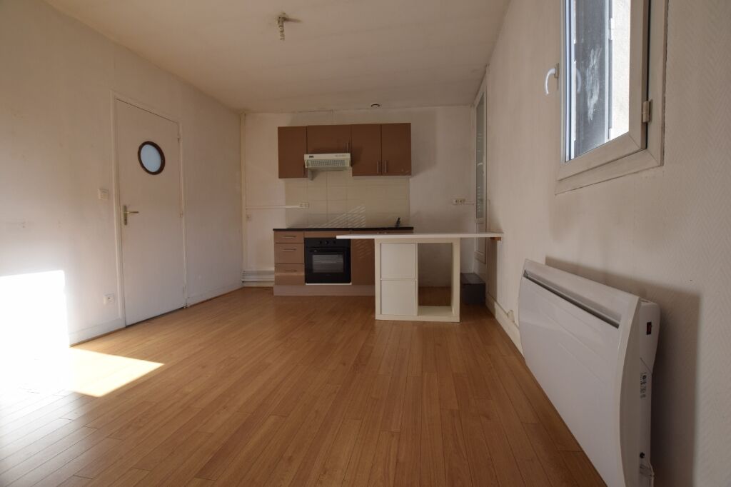 A vendre Appartement à
ELBEUF
(76500) A vendre Appartement à
ELBEUF
(76500)