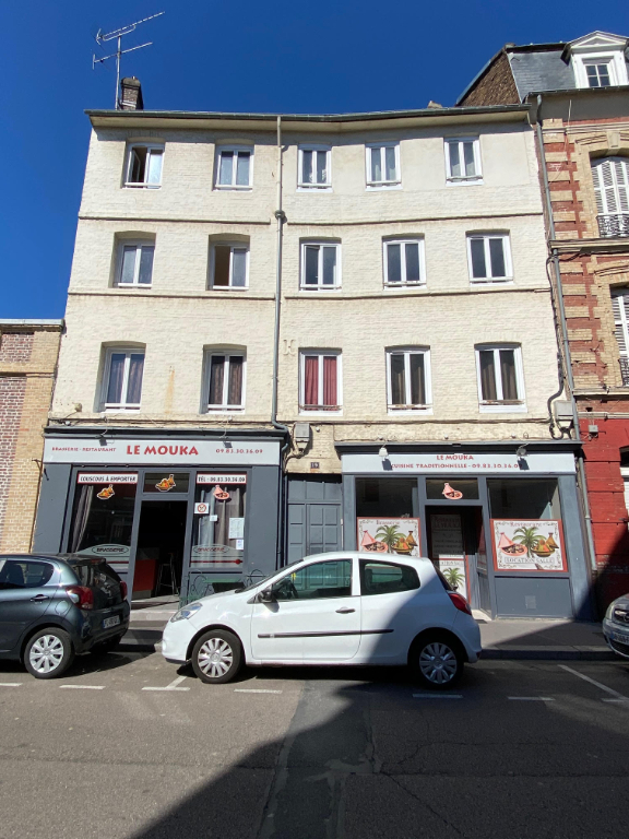 A vendre Immeuble à
ELBEUF
(76500) A vendre Immeuble à
ELBEUF
(76500)