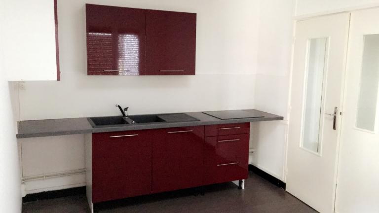 A vendre Maison à
ELBEUF
(76500) A vendre Maison à
ELBEUF
(76500)