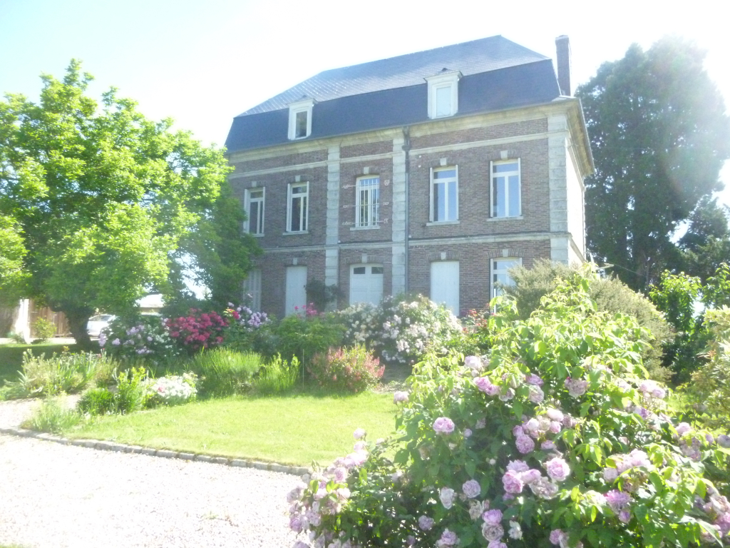 A vendre Local Professionnel à
LA PYLE
(27370) A vendre Local Professionnel à
LA PYLE
(27370)